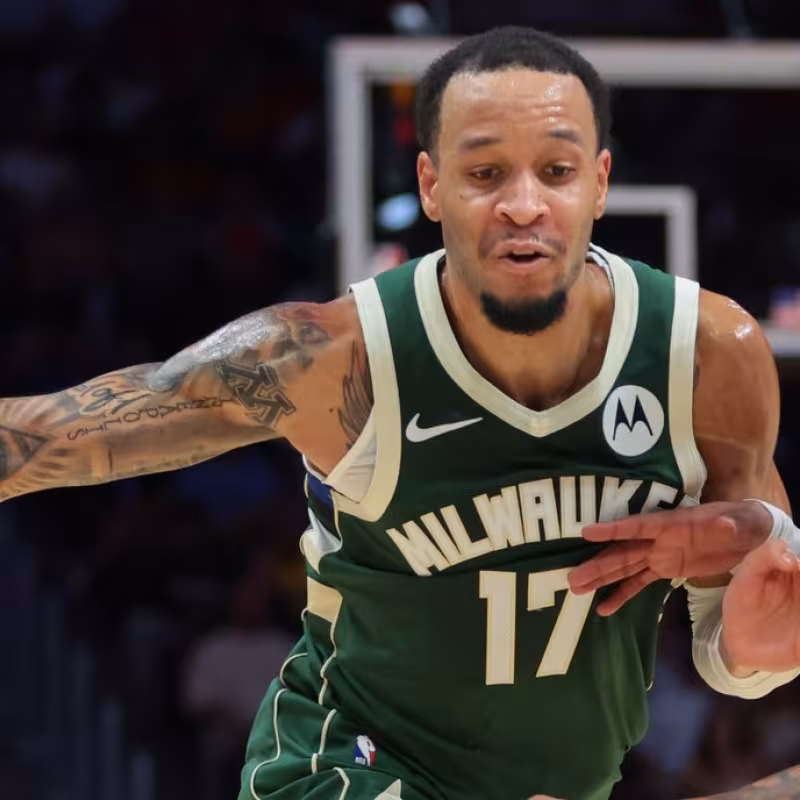 Amir Coffey formará parte de la plantilla de los Milwaukee Bucks 2025/26