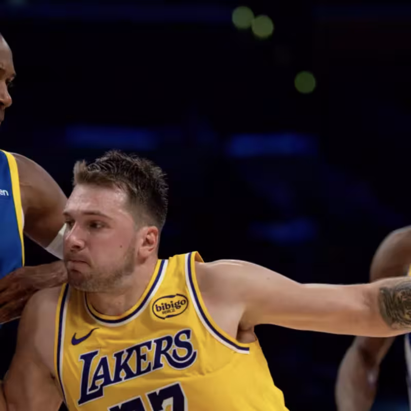 Luka Dončić couldn't handle the Warriors: too alone on the Lakers.