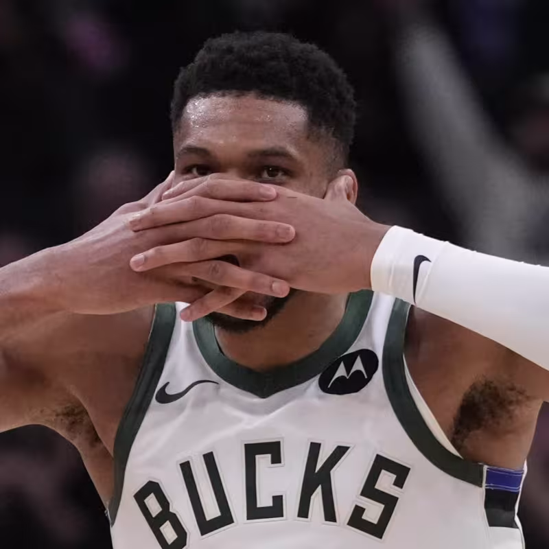 Giannis Antetokounmpo, superestrella de los Milwaukee Bucks
