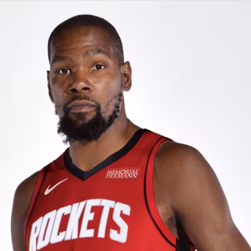 Kevin Durant, key figure in the NBA market 2025-26.