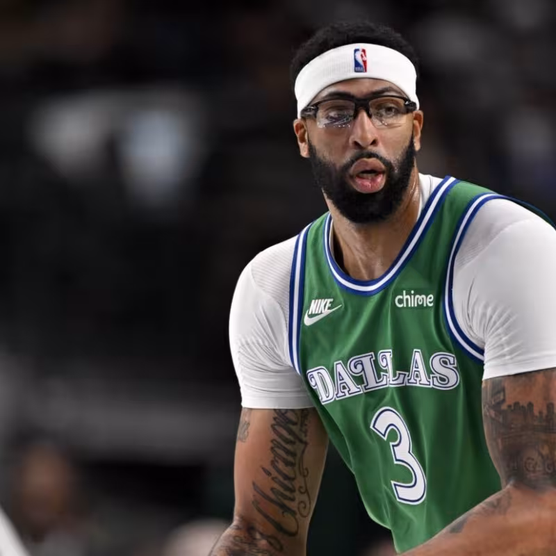 Anthony Davis podría salir de los Dallas Mavericks esta temporada