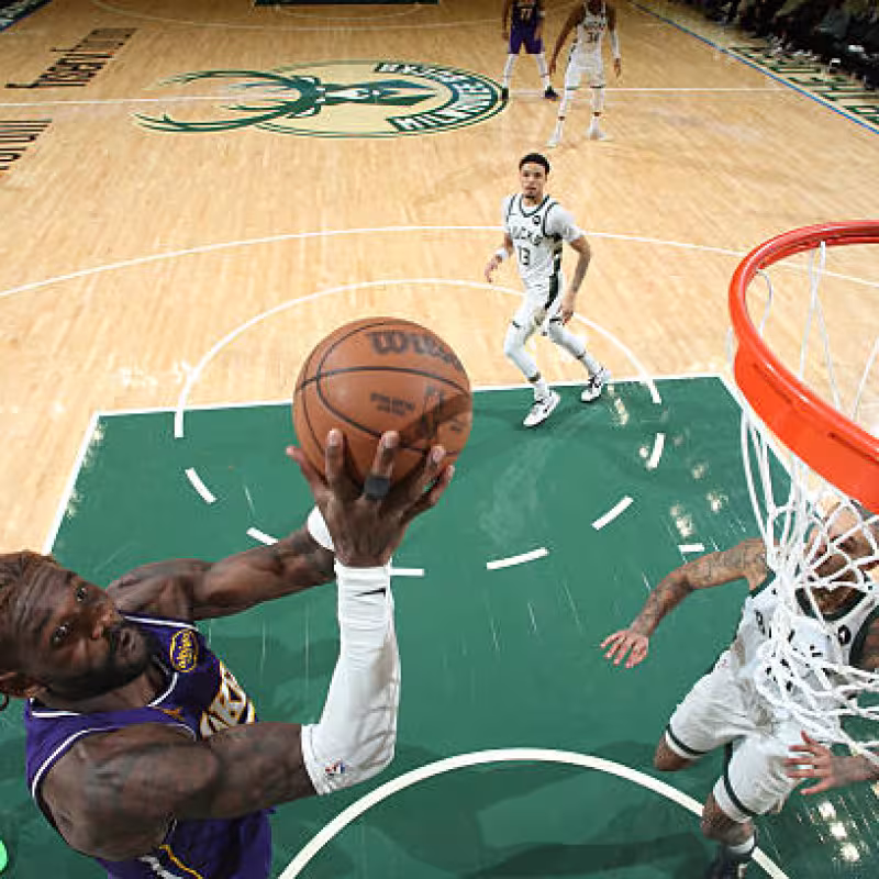 DeAndre Ayton, key to Lakers' ring chances. Photo: gettyimages