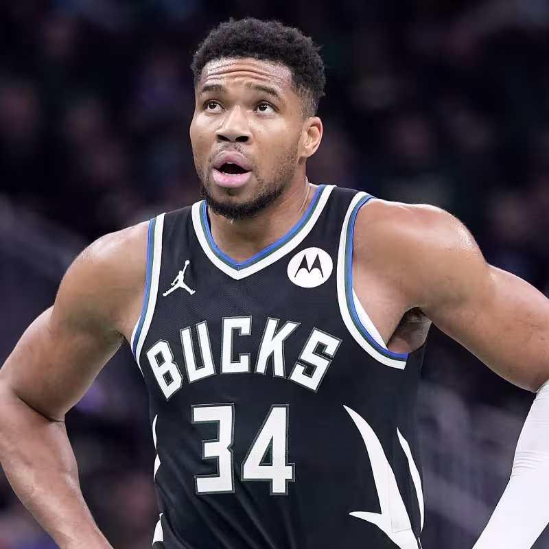 Giannis Antetokounmpo should leave the Milwaukee Bucks sooner rather than later.
