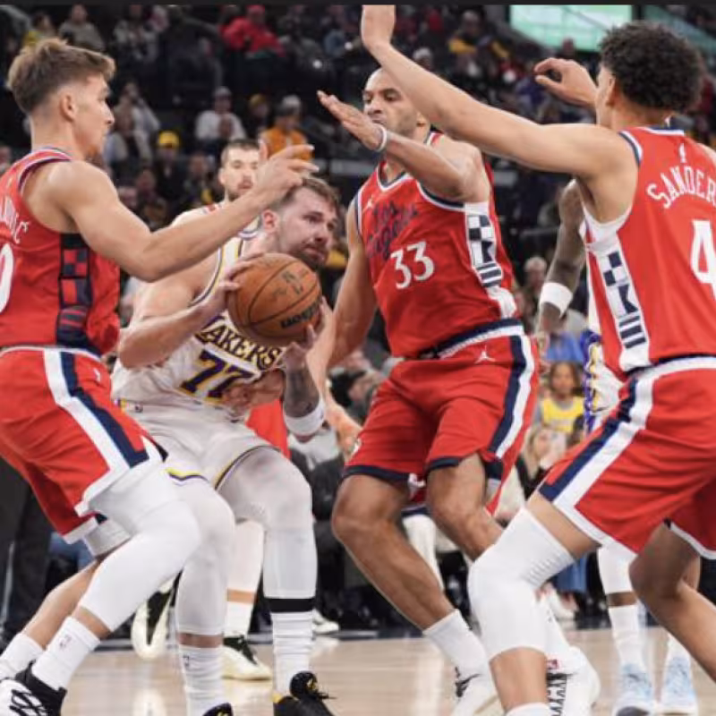 Luka Doncic injured against the Los Angeles Clippers.