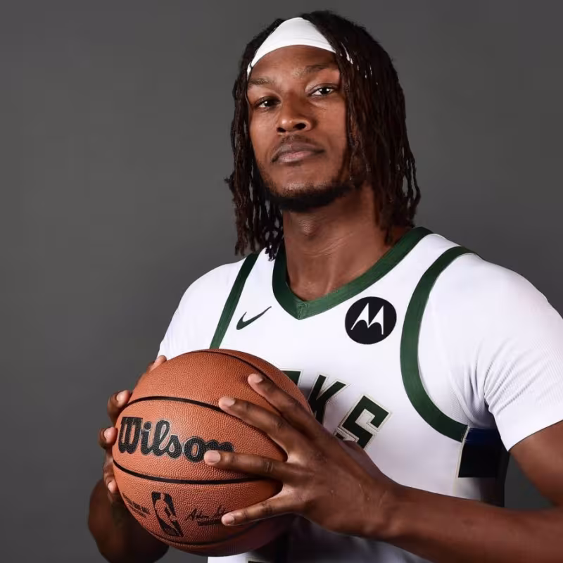 Myles Turner no está funcionando en Milwaukee