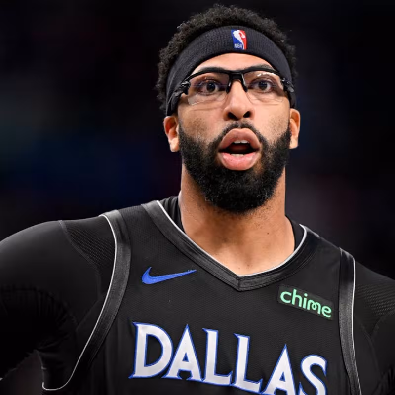 Anthony Davis, estrella de Dallas Mavericks.