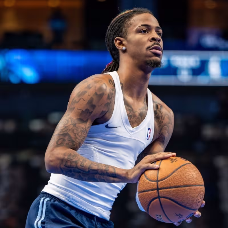 Ja Morant sigue sonando para salir de los Memphis Grizzlies
