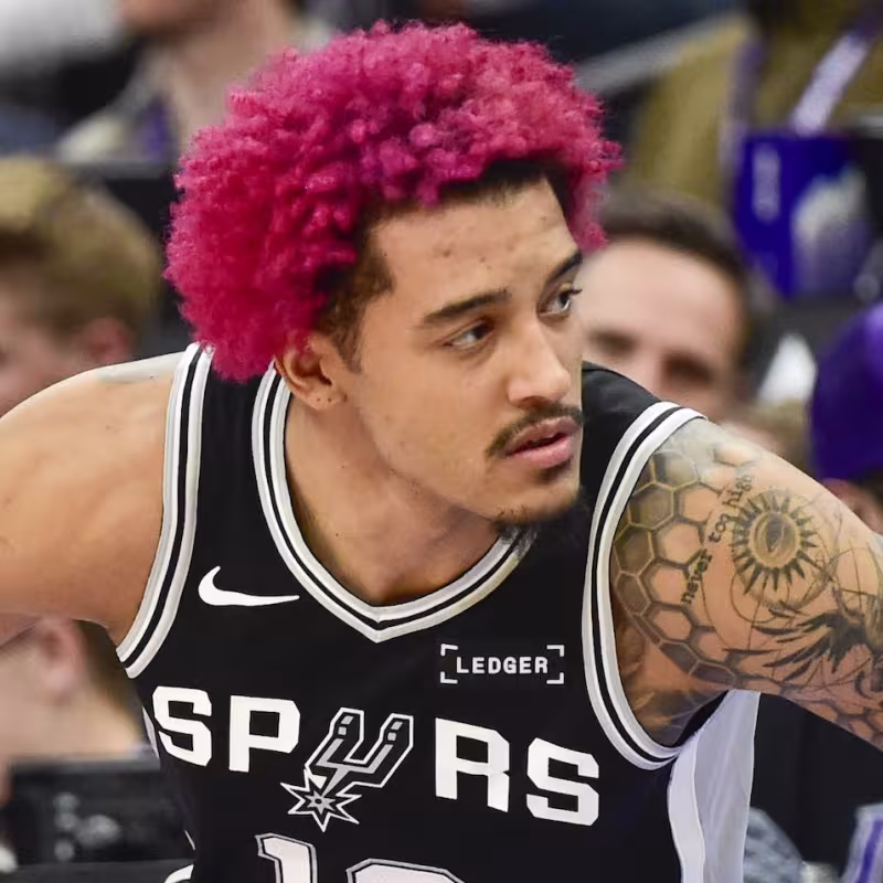 Jeremy Sochan fue cortado unas horas antes por los San Antonio Spurs