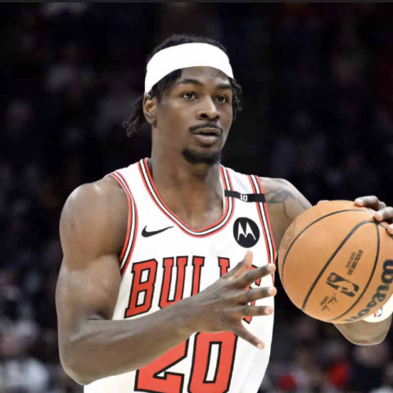 Emanuel Miller, nuevo jugador de San Antonio Spurs.
