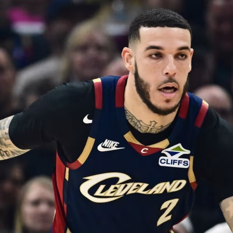 Lonzo Ball leaves the Cleveland Cavaliers
