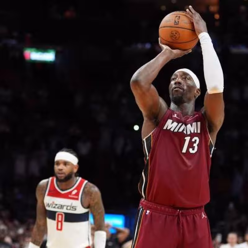 Bam Adebayo, estrella de los Miami Heat
