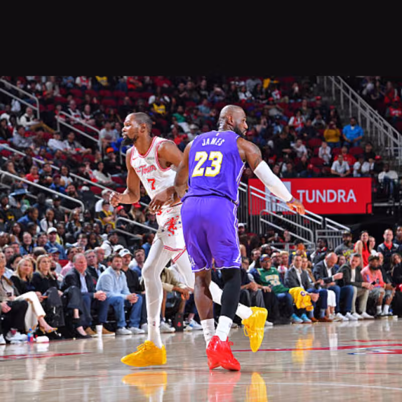 Lakers and Rockets, fight for home-court advantage in playoffs. Photo: gettyimages