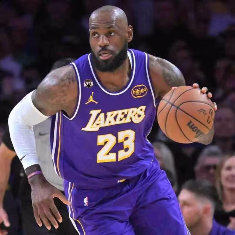 El futuro de LeBron James en la NBA es una incógnita