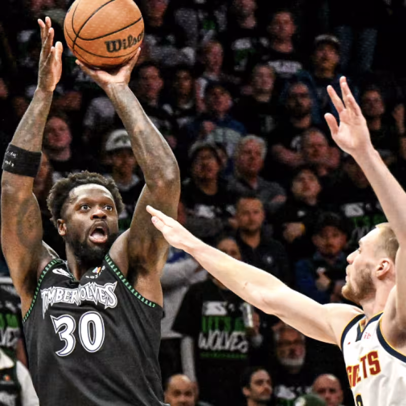 Julius Randle ha firmado una eliminatoria muy seria para los Wolves