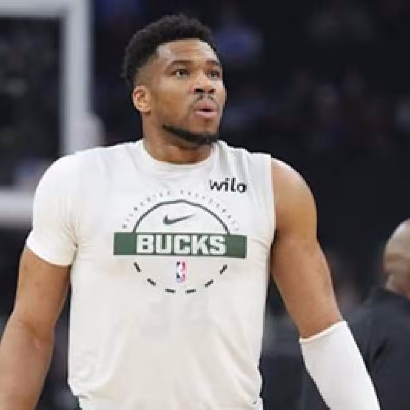 Giannis Antetokounmpo, estrella de Milwaukee Bucks.