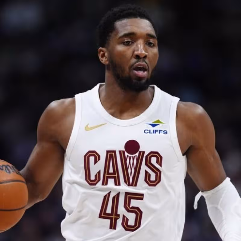 Donovan Mitchell cobra más que toda la plantilla del Barça