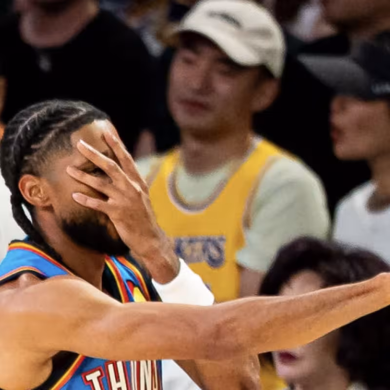 Paliza de OKC ante los Lakers en el Crypto.