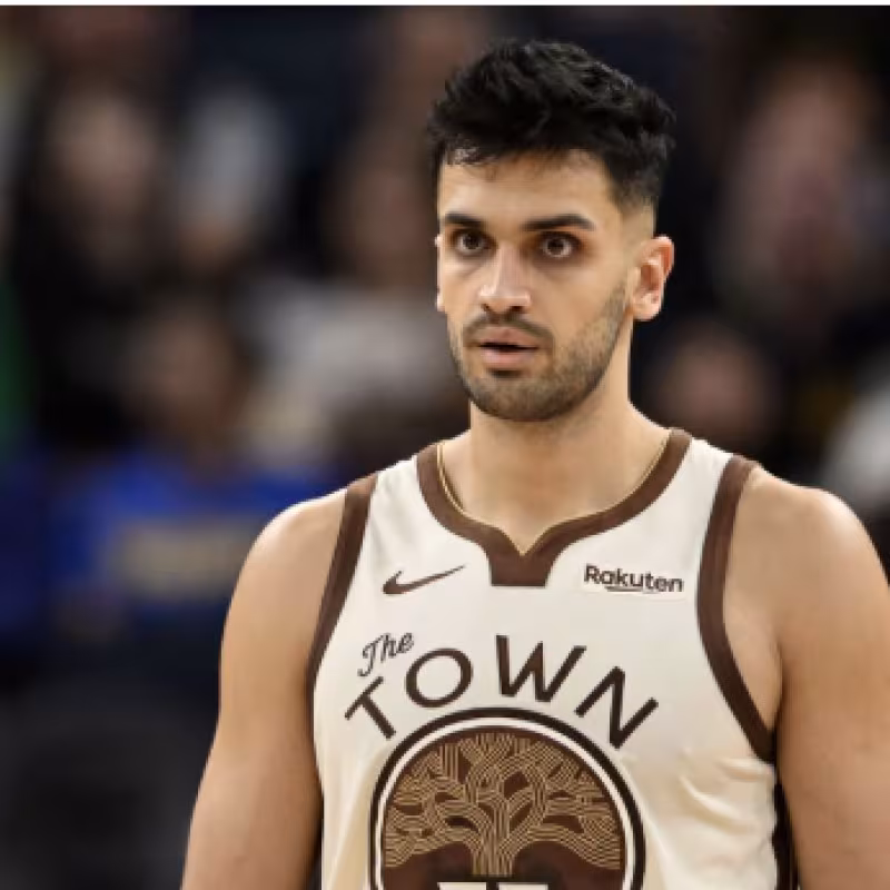 Ömer Yurtseven joins Real Madrid to strengthen its interior game.