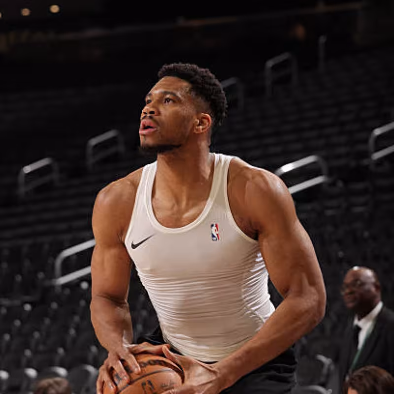 Antetokounmpo prefiere ser traspasado a franquicia del Este