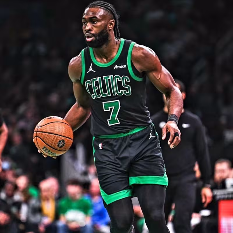 Jaylen Brown, superestrella de Boston Celtics