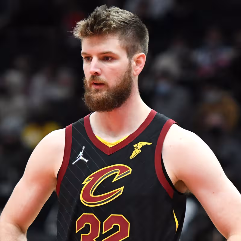 Dean Wade, jugador de Cleveland Cavaliers.