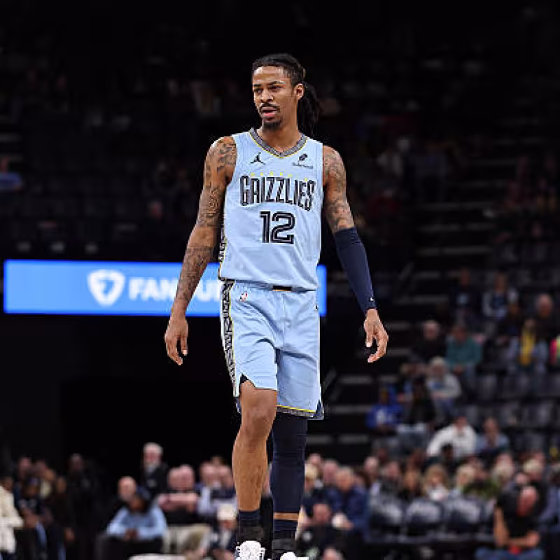 Ja Morant, signing for the Chicago Bulls. Photo: gettyimages.