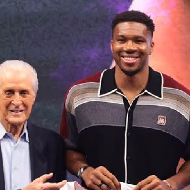 Giannis Antetokounmpo, estrella de Miami Heat.