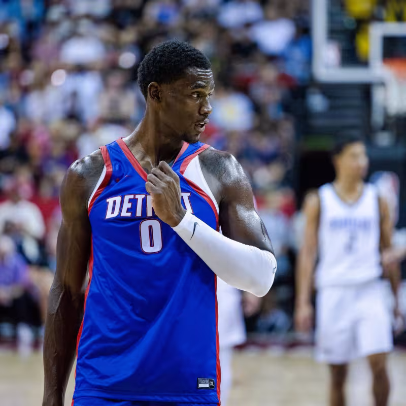 Jalen Duren, con la camiseta de Detroit Pistons