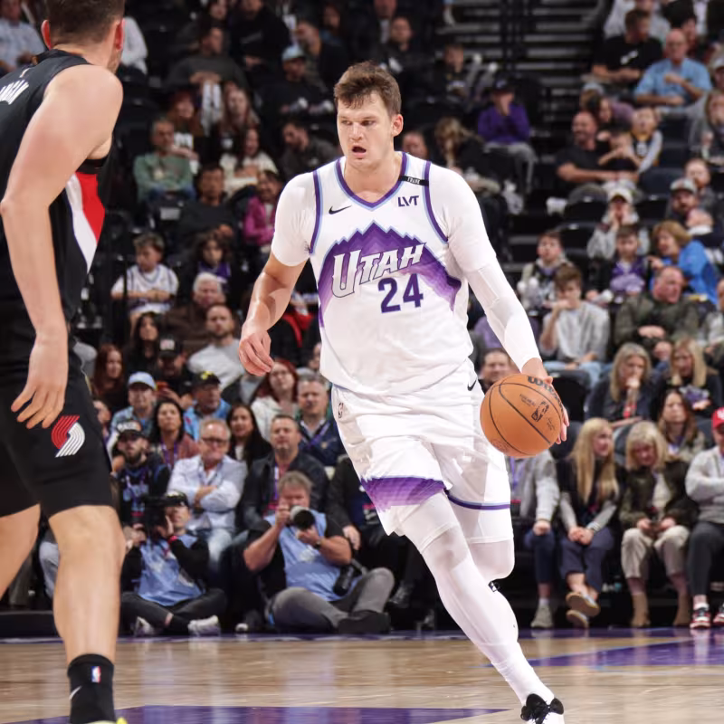 Kessler, nuevo jugador de Los Angeles Lakers. 