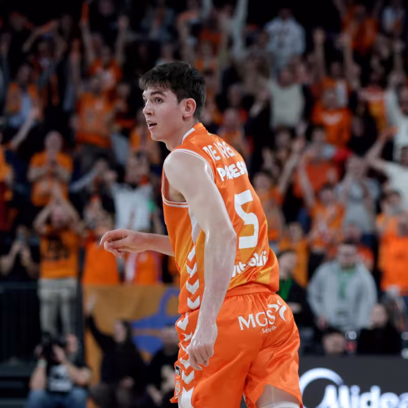 Sergio de Larrea, nuevo jugador de Dallas Mavericks.