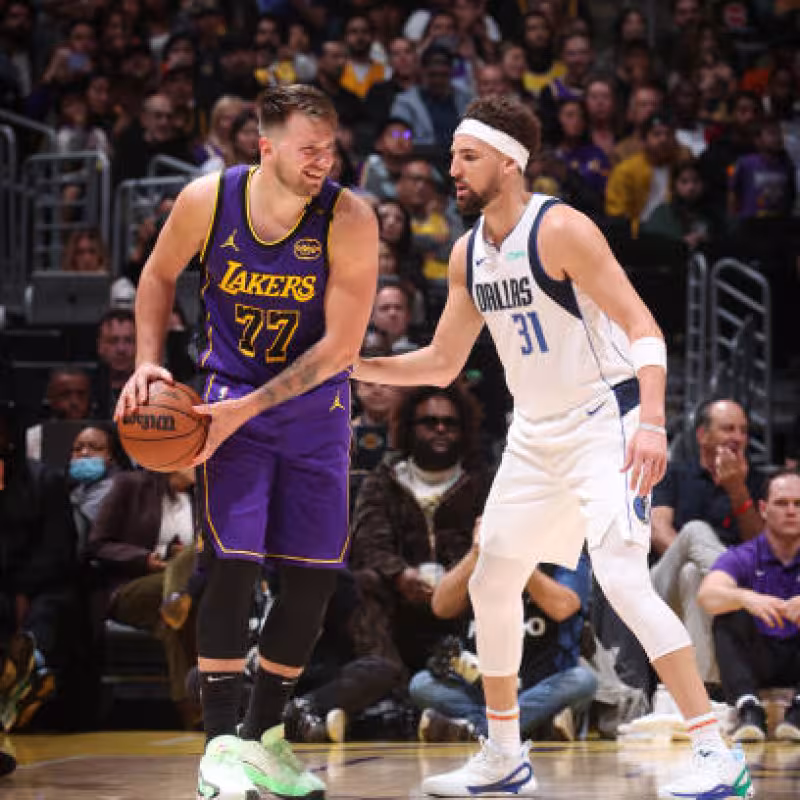 Doncic podría reunirse con Klay Thompson. Foto: gettyimages