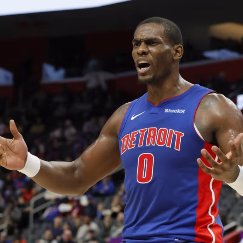 Jalen Duren, pívot titular de los Pistons