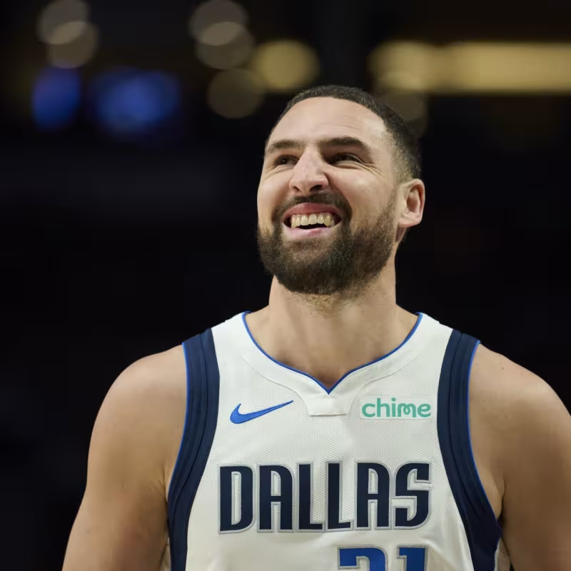 Klay Thompson debería salir de los Dallas Mavericks