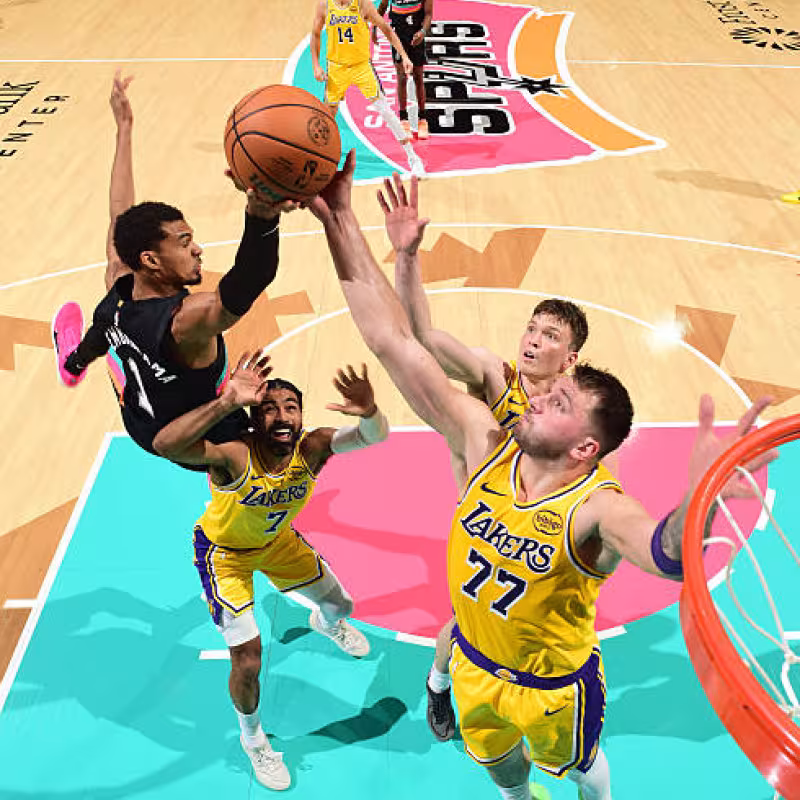 Wembanyama y Doncic, premios NBA según ESPN. Foto: gettyimages
