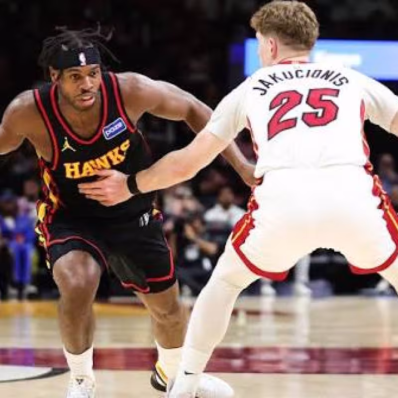 Buddy Hield suena para los Charlotte Hornets