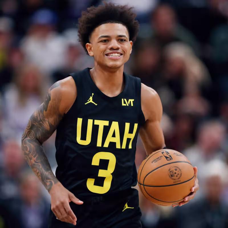 Keyonte George, renovado por los Utah Jazz