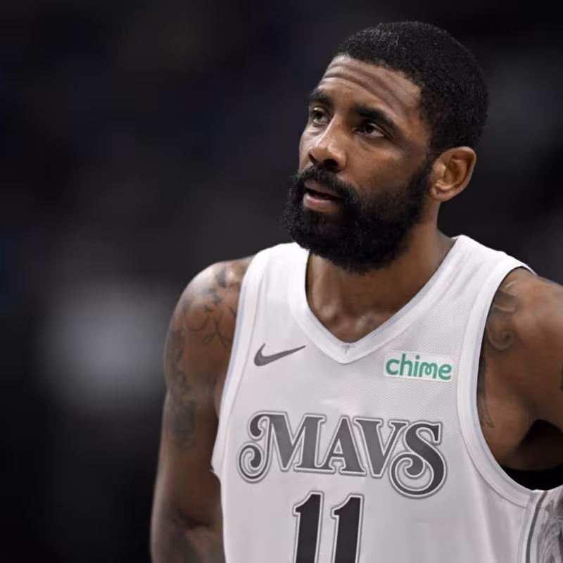 Kyrie Irving vuelve a estar relacionado con rumores