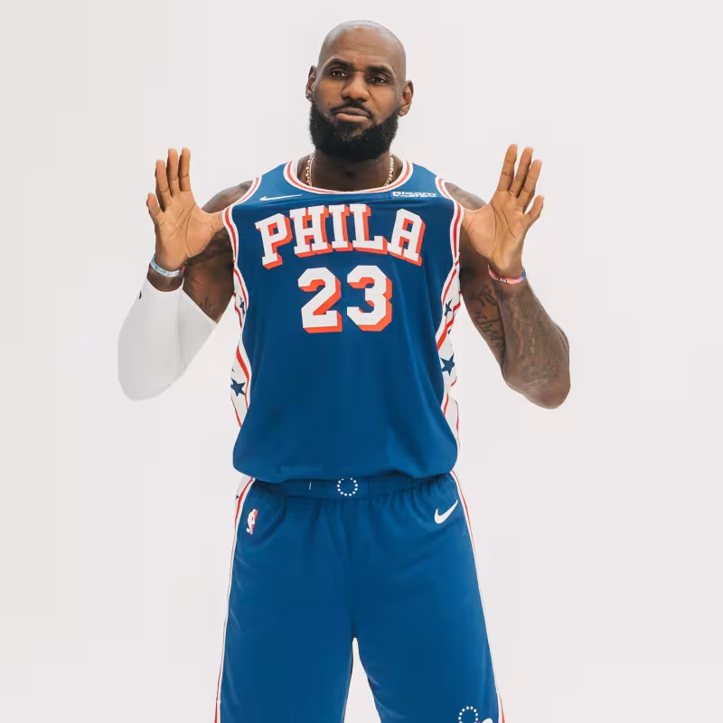 LeBron James, estrella de Philadelphia 76ers.