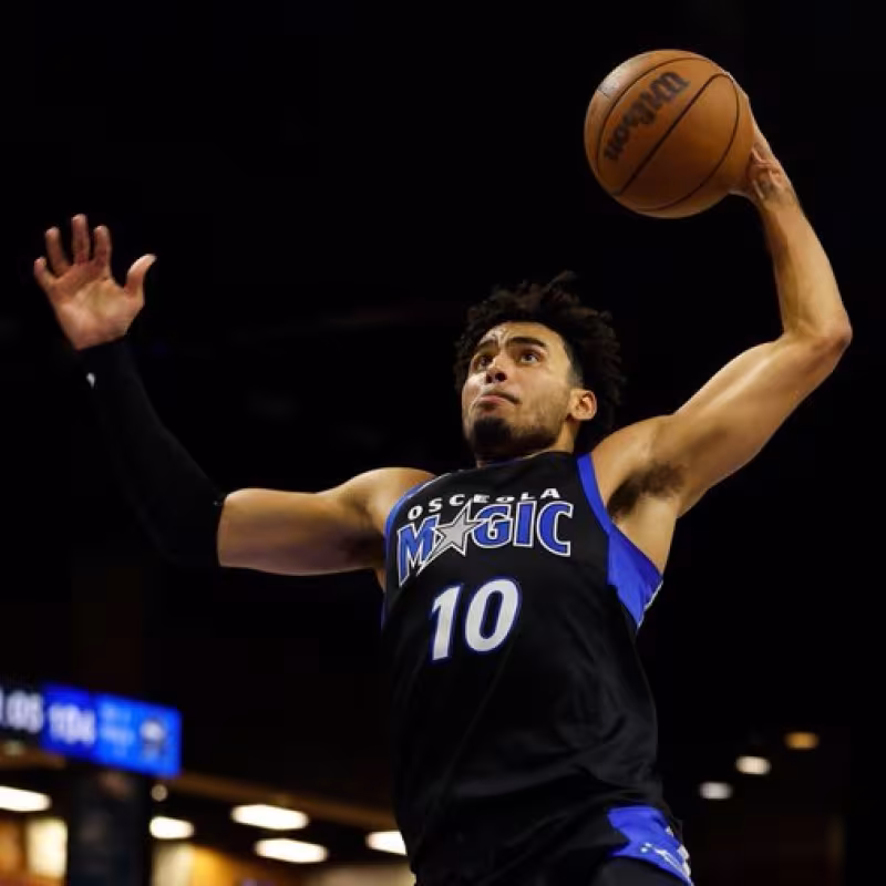 Barça negocia el fichaje de Minaya, alero defensivo de la G League
