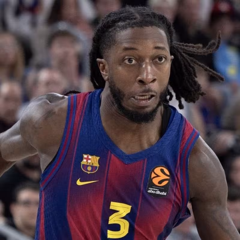 Barcelona abre mercado con tres desvinculaciones