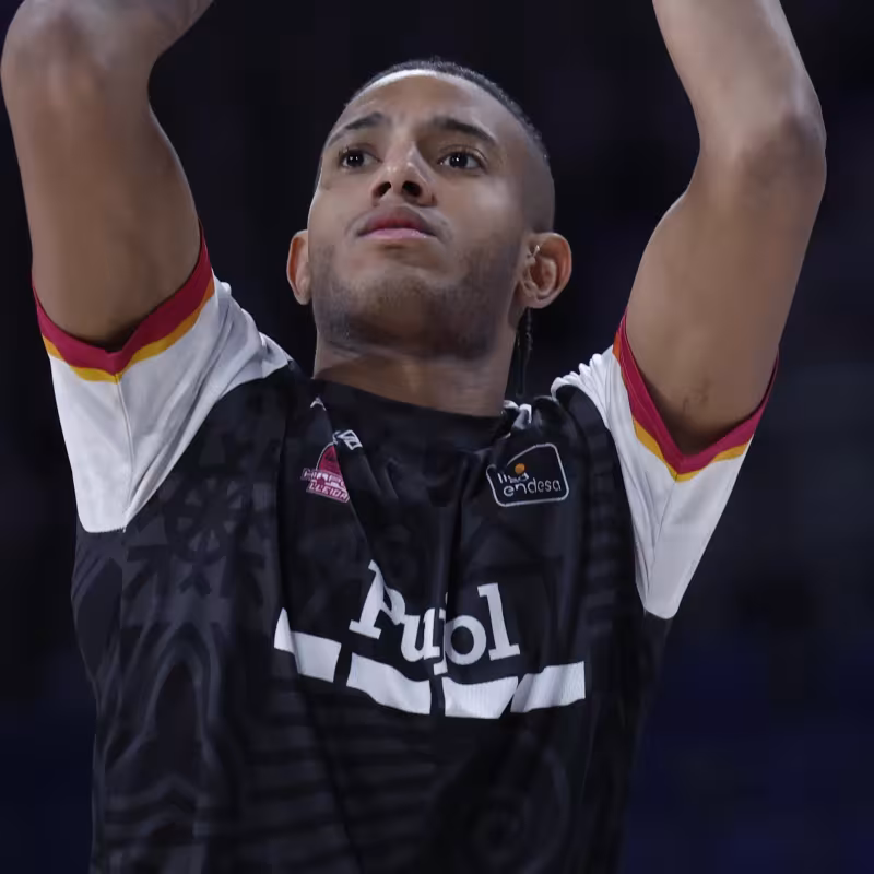 Caicedo strengthens Obradoiro's preseason.