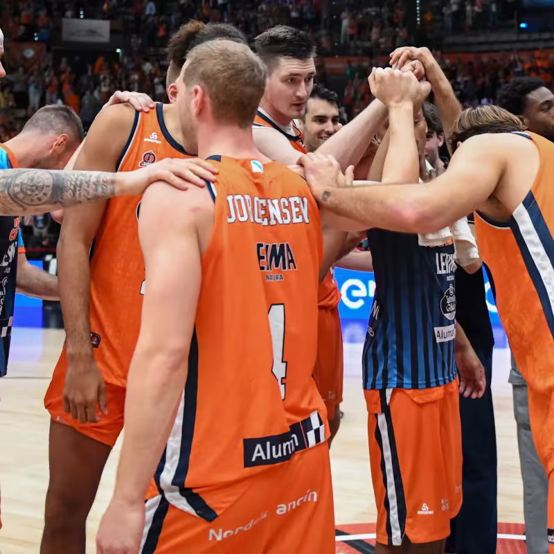 Coruña resiste y vence a Bilbao en prórroga (104-101)