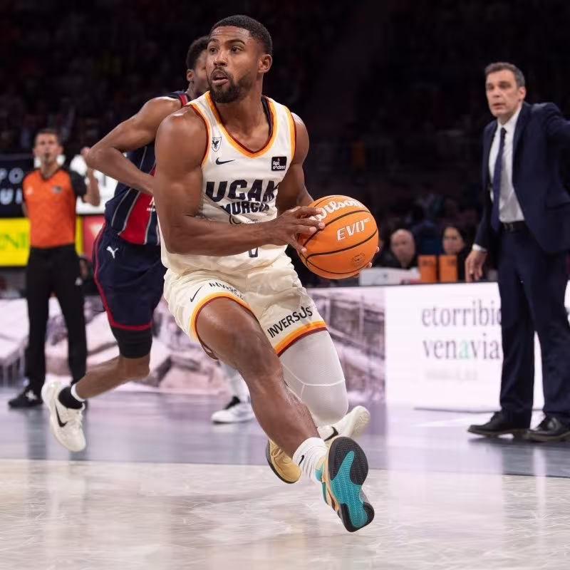 DeJulius sigue en el UCAM y se cede al Besiktas