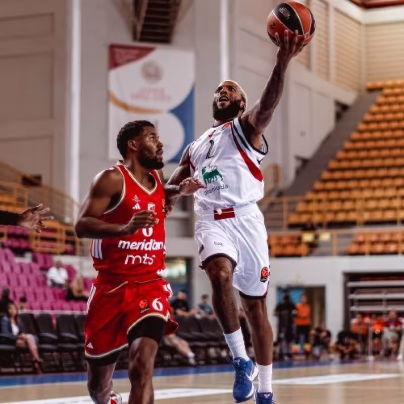 Estrella Roja y Olympiacos avanzan a la final de Creta