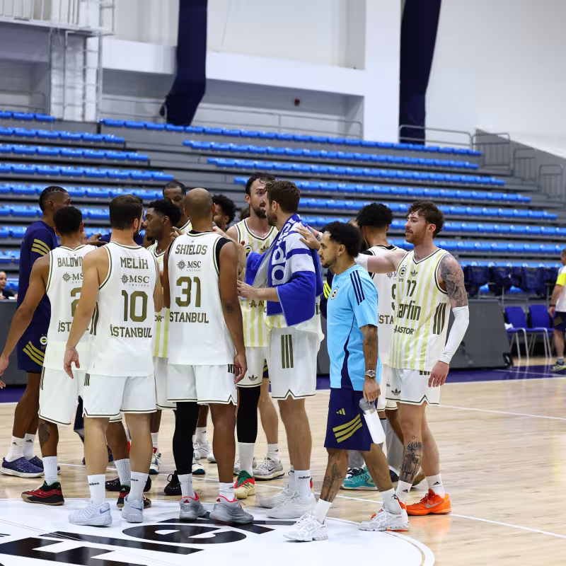 Fenerbahçe refuerza su ataque para la EuroLeague 2026-27