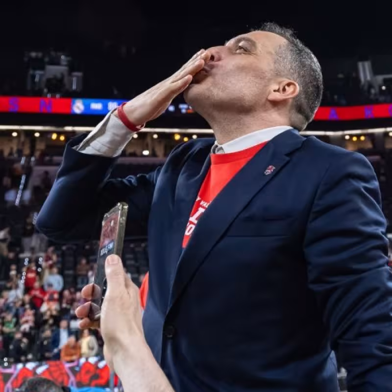 Galbiati debuta en Supercopa con Baskonia incompleto