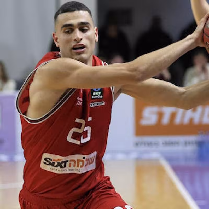 Hapoel Tel Aviv apuesta 8 millones por retener a Madar