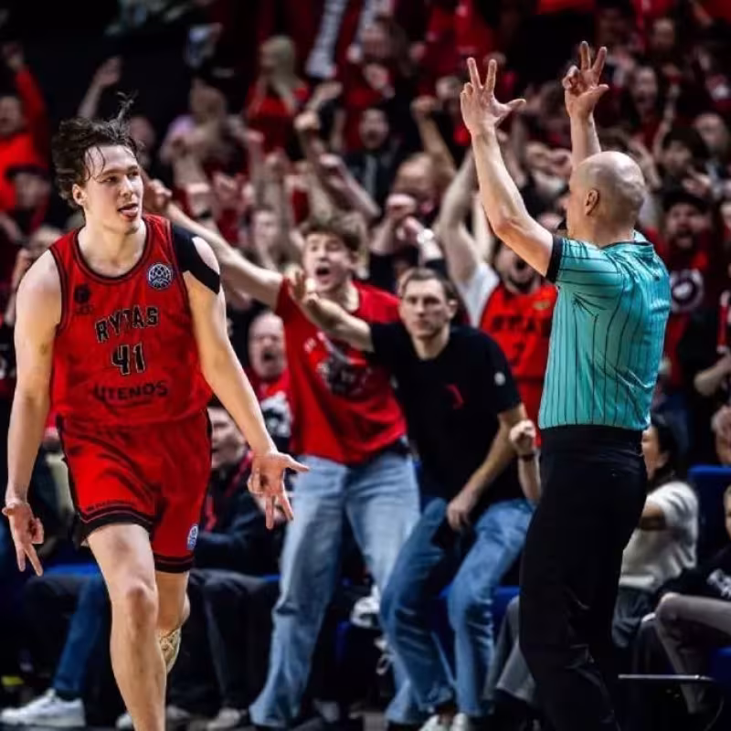 Lukosius arrives at Unicaja on loan from Dubai