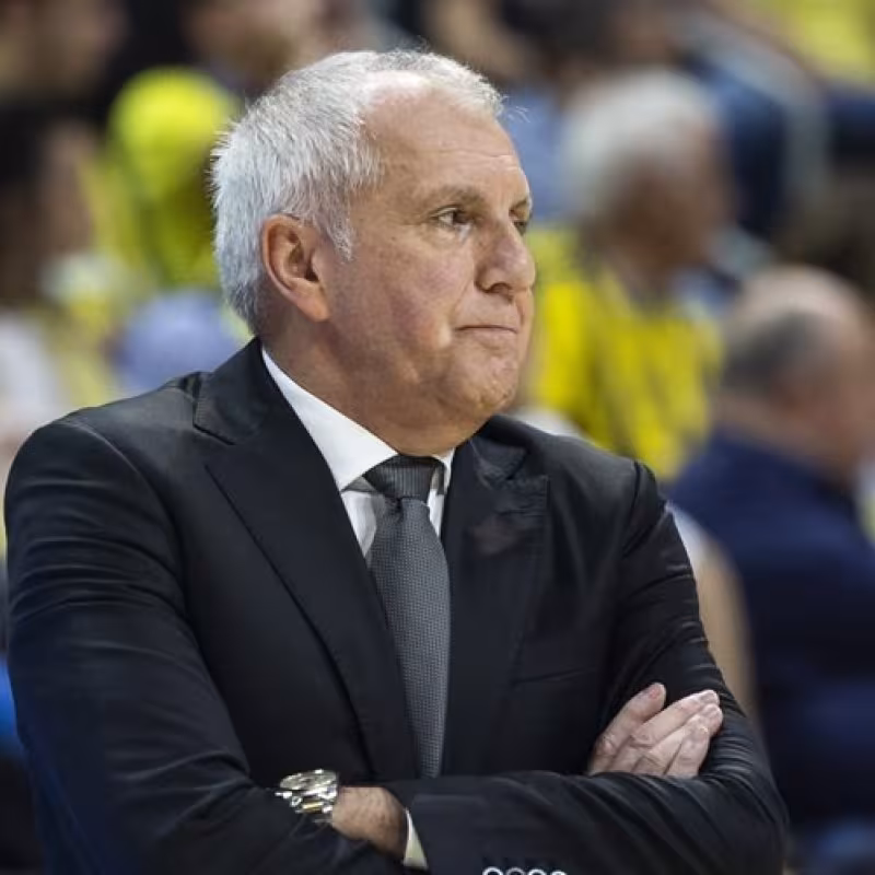 Obradovic closes the door on Barça and postpones his decision.