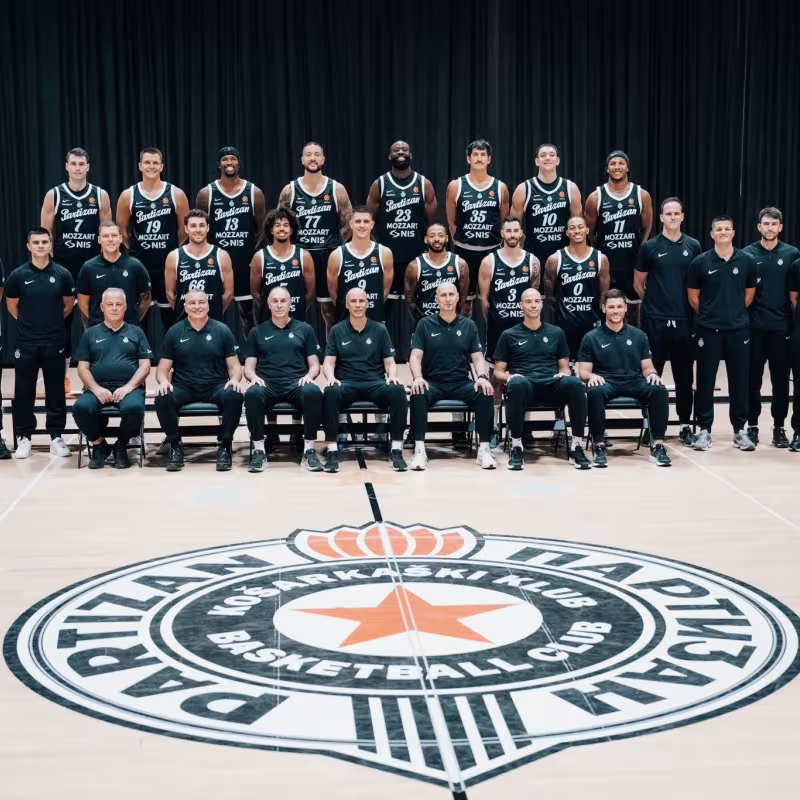 Partizan renueva con Peñarroya y ocho fichajes para remontar